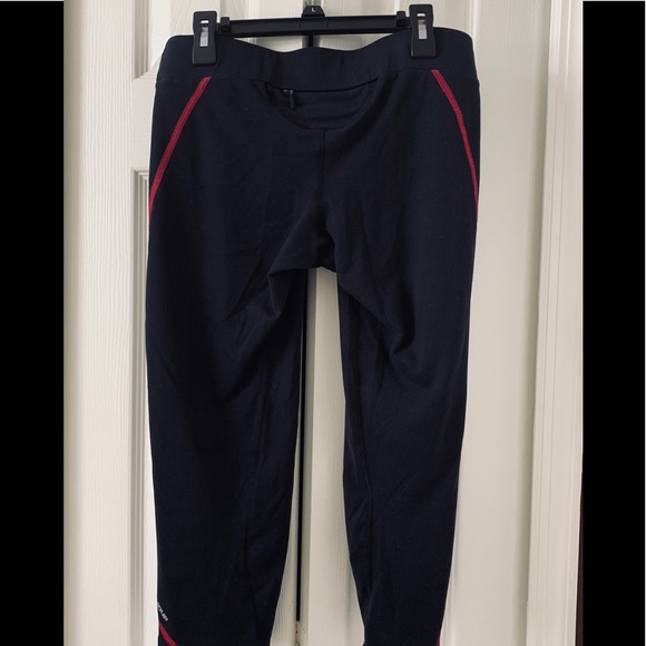 Under Armour Capri Workout Pant - Picture 4 of 7